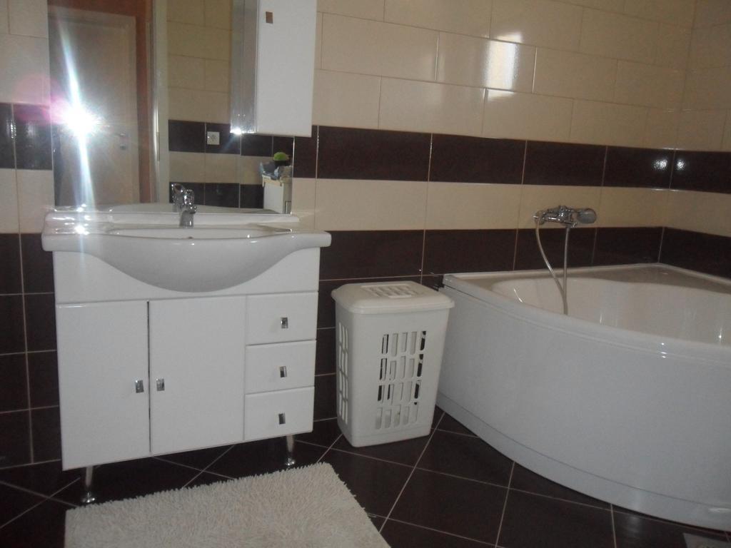 Toni Holiday Home Bibinje Esterno foto